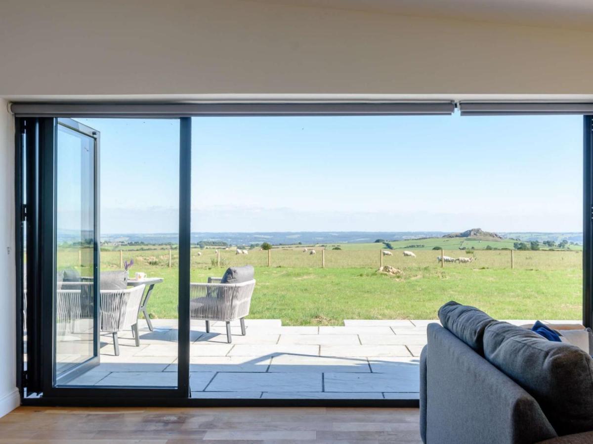 2-Bed Modern Bungalow - Outstanding Country Views Χαρογκέιτ Εξωτερικό φωτογραφία